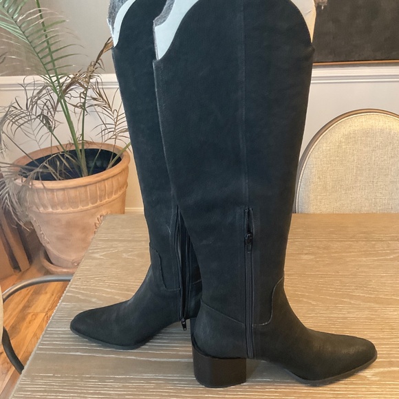 Nine West black textured knee high boots, size 11 - Picture 4 of 4